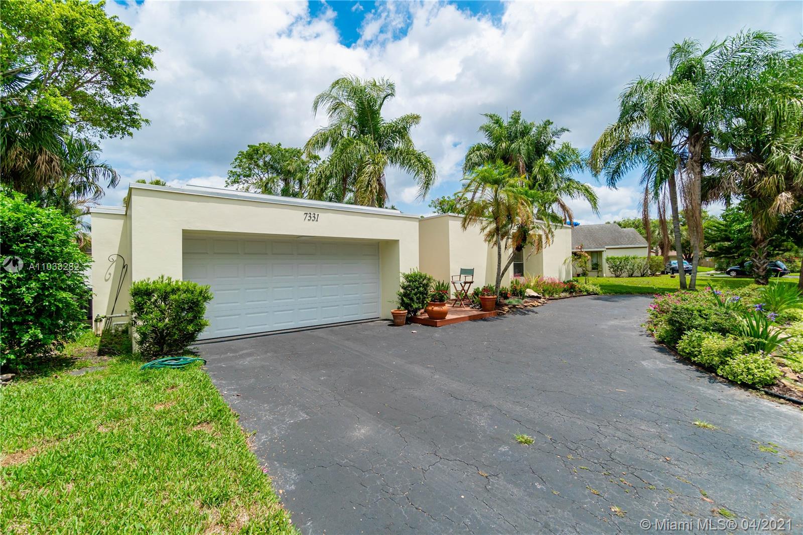 7331 NW 35th Ct, Lauderhill, FL 33319