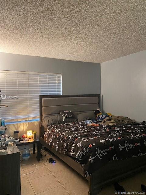 Miami, FL 33126,325 NW 72nd Ave #112