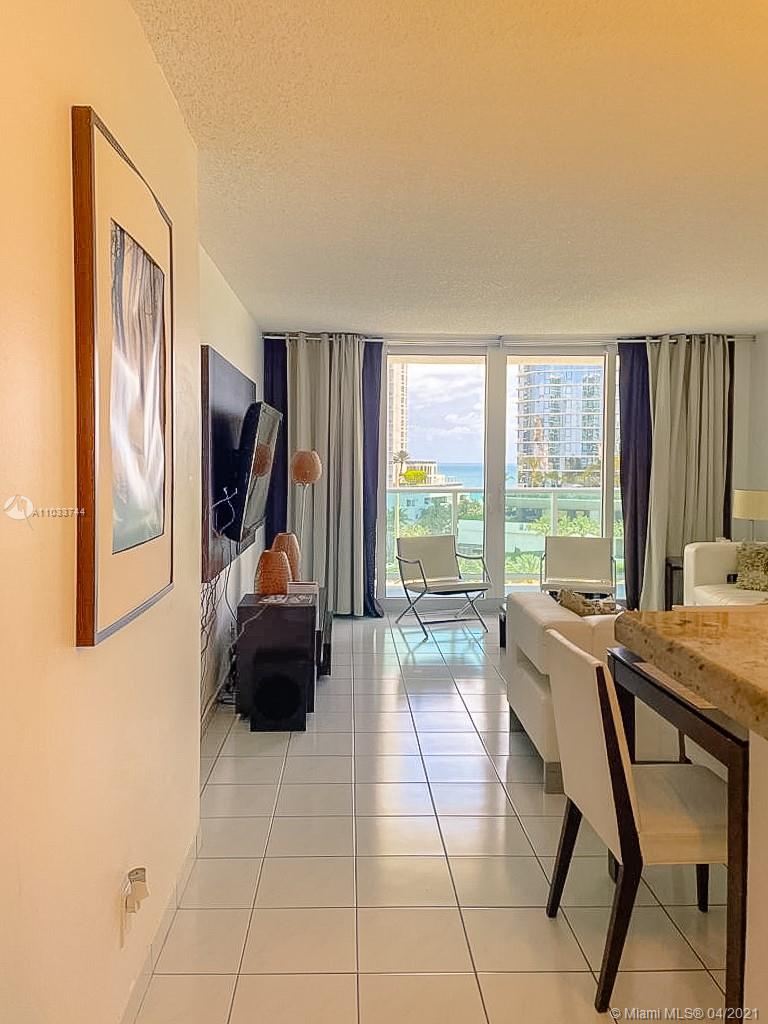 Sunny Isles Beach, FL 33160,100 Bayview Dr #812