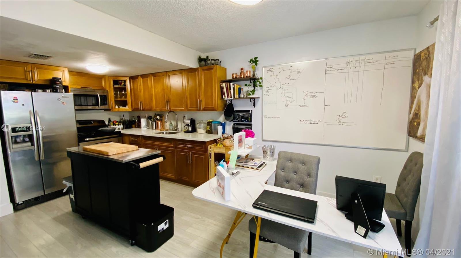 Hialeah, FL 33016,5301 W 25th Ct #1005