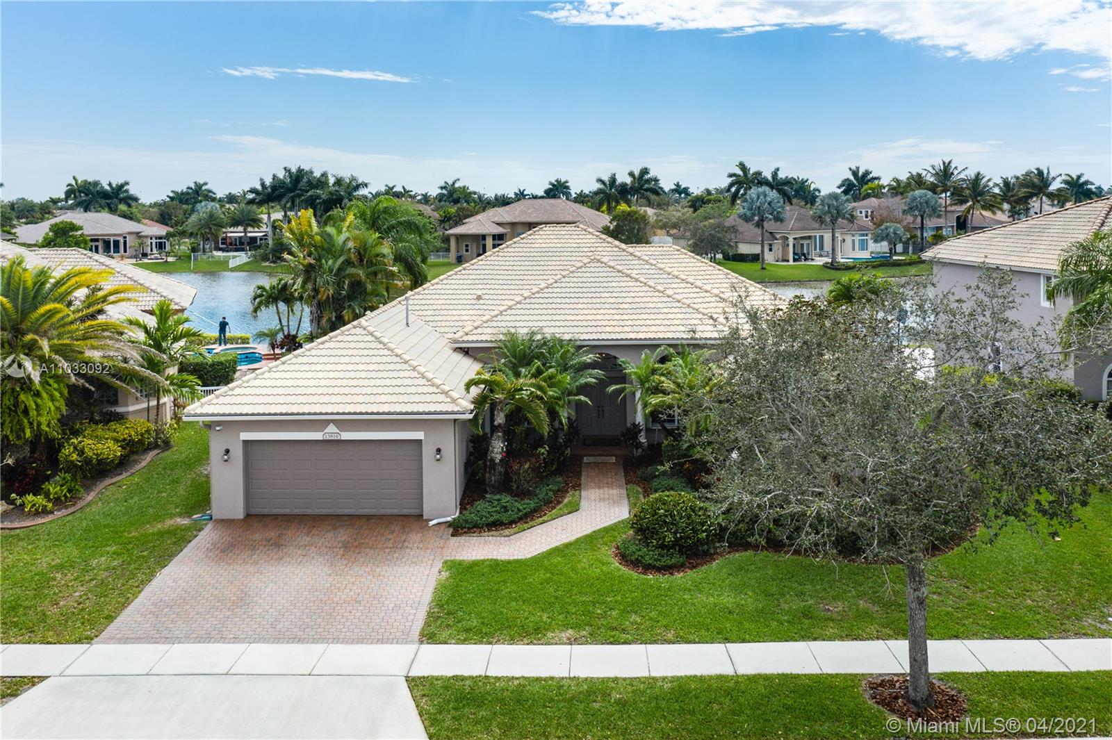 Pembroke Pines, FL 33028,13816 NW 14th St