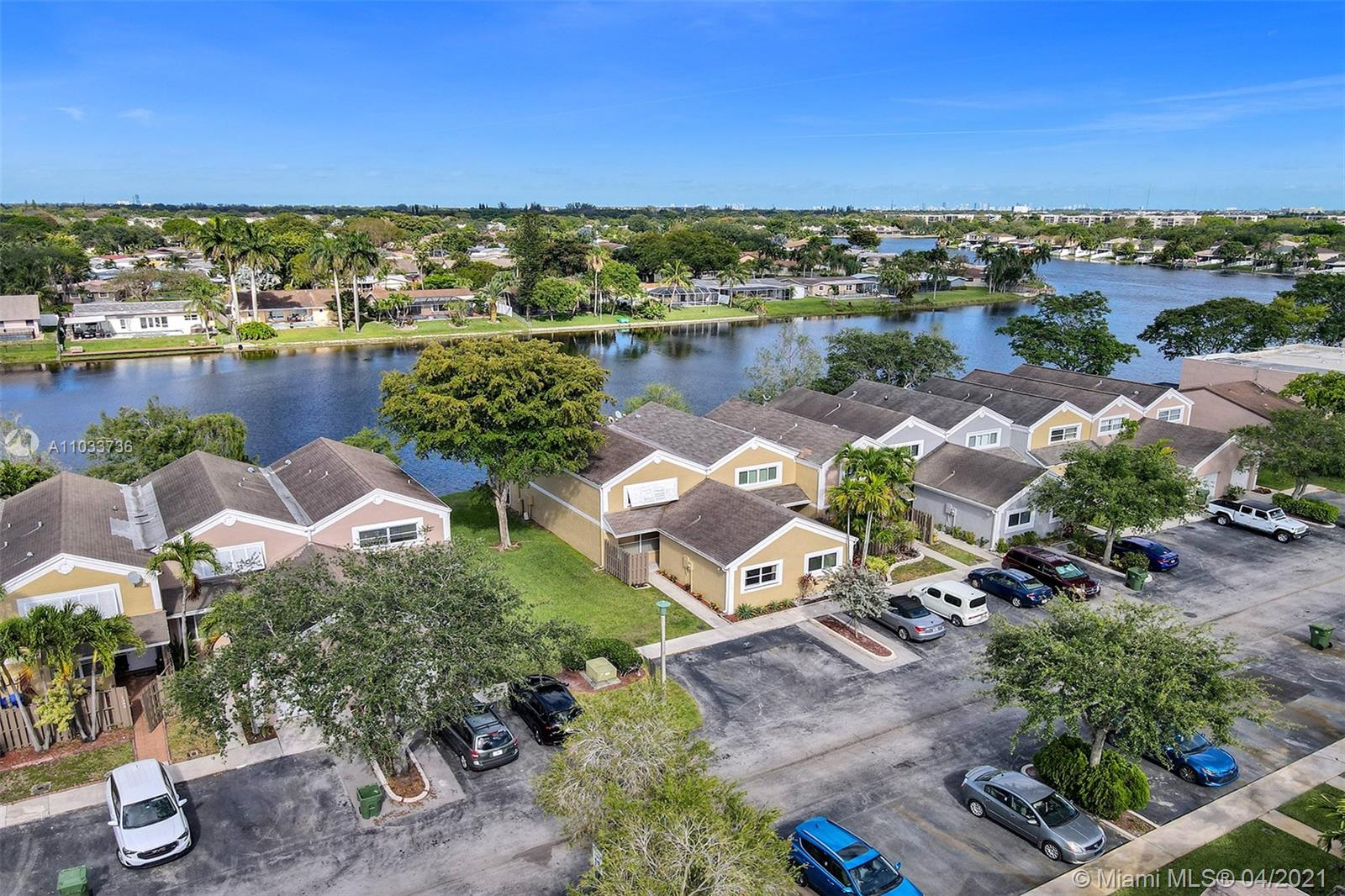 Pembroke Pines, FL 33026,1365 NW 122nd Ter #1365