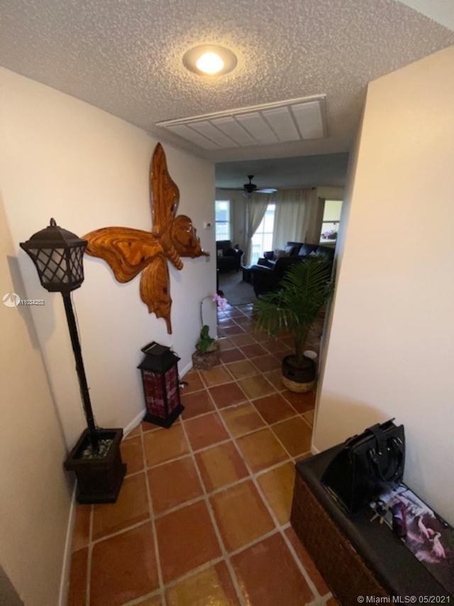 Homestead, FL 33035,2214 SE 27th Dr #202-B