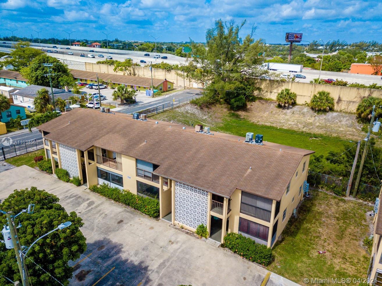 1754 N 2nd Ave N #111,  Lake Worth,  FL 33460