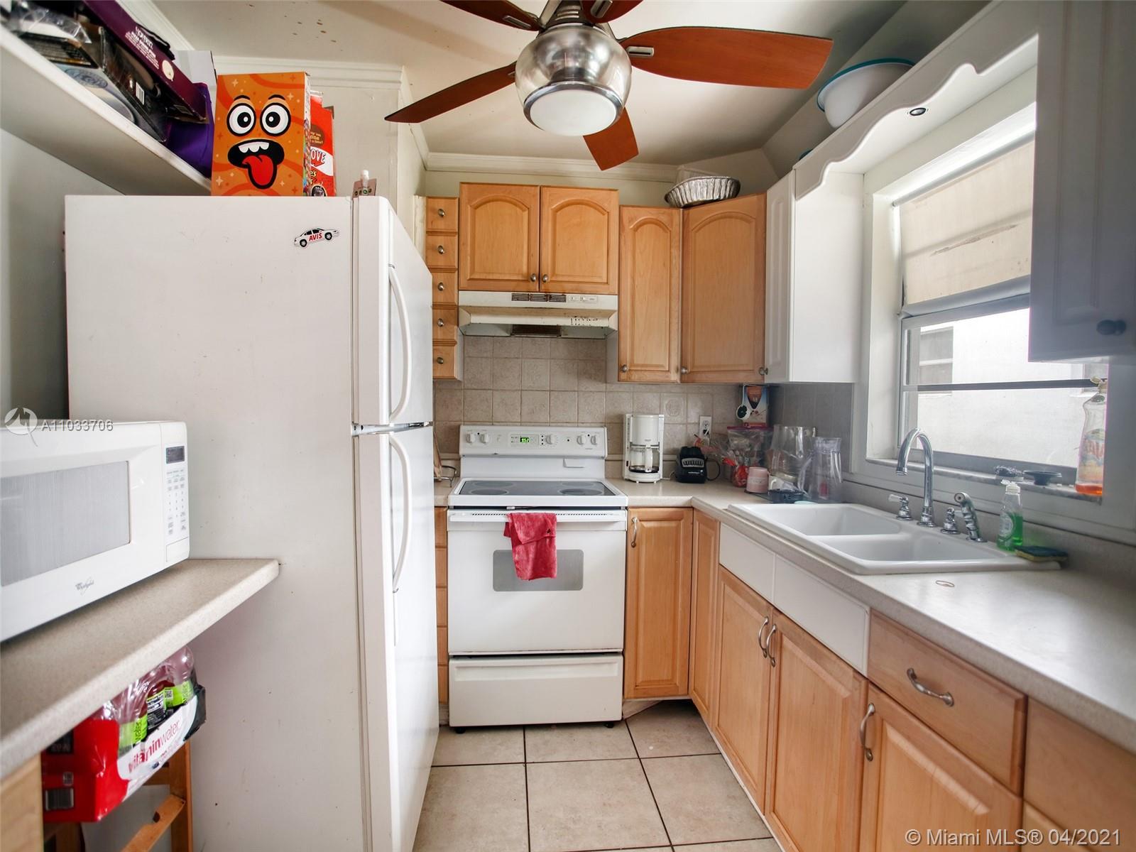 Margate, FL 33063,6503 Winfield Blvd #121-D