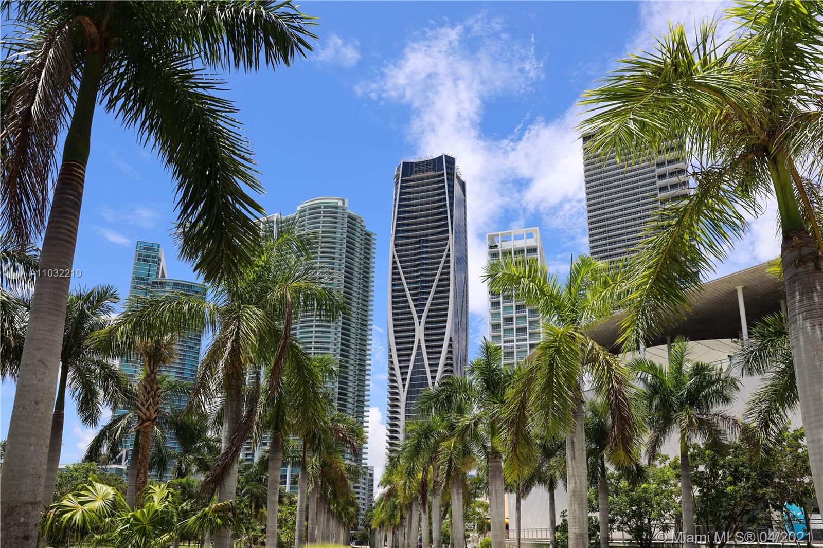 1000 Biscayne Blvd #5801, Miami, FL 33132