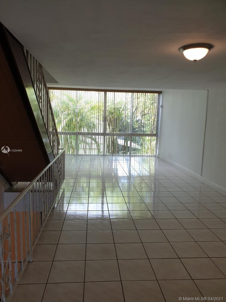 Hialeah, FL 33015,6728 Brookline Dr #6728