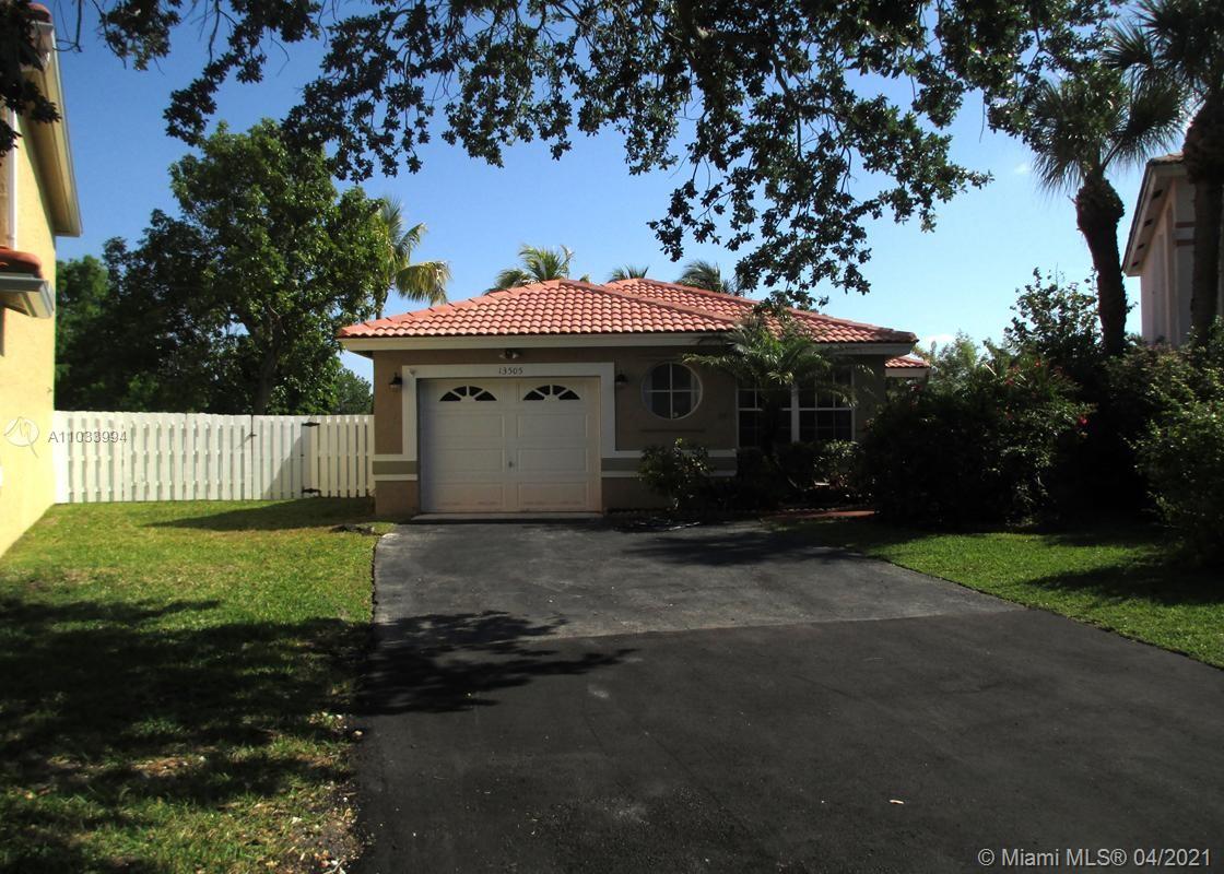 13505 NW 5th Ct, Plantation, FL 33325