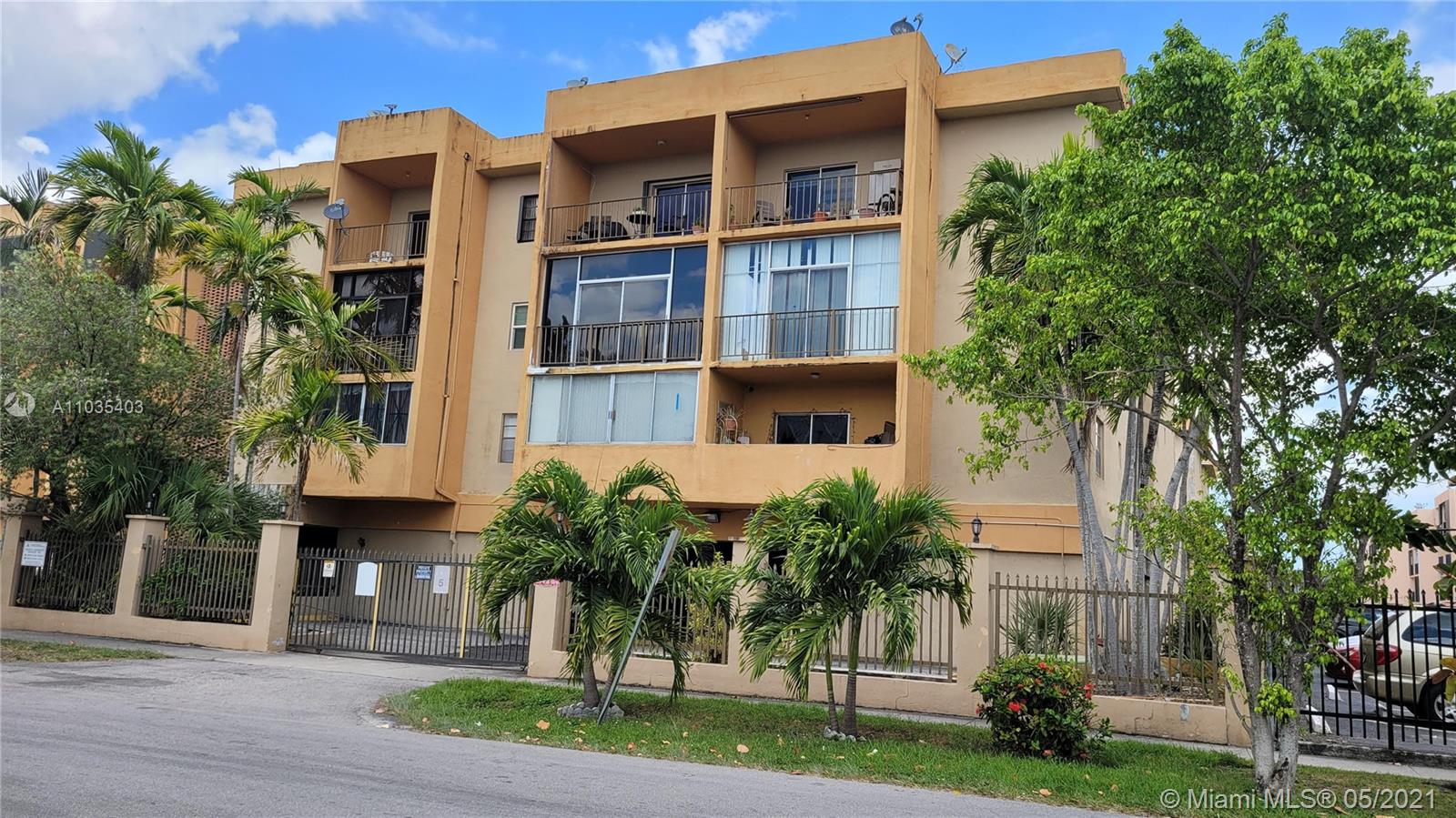 6055 W 19th Ave #321, Hialeah, FL 33012