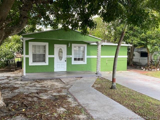 2519 Harding St, Hollywood, FL 33020