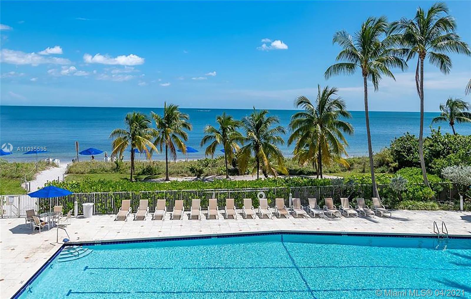 Key Biscayne, FL 33149,600 Grapetree Dr #3FN