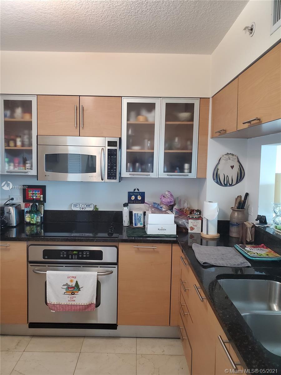 Miami, FL 33131,31 SE 5th St #2901
