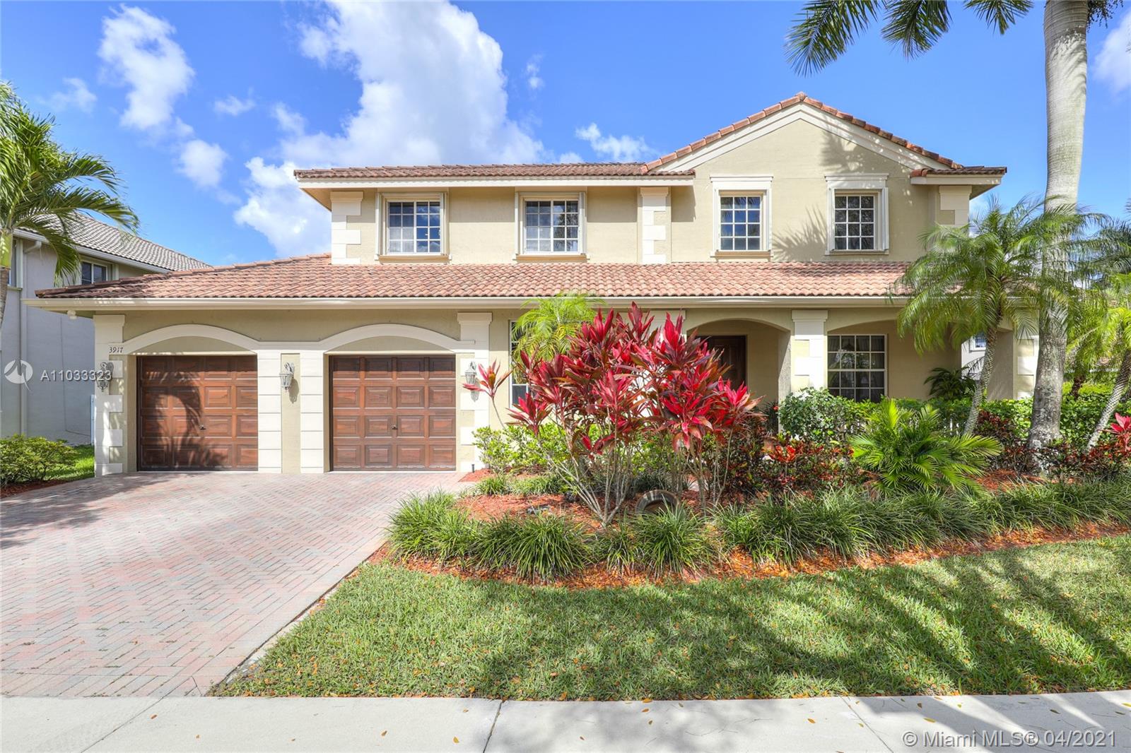 3917 Heron Ridge Ln, Weston, FL 33331