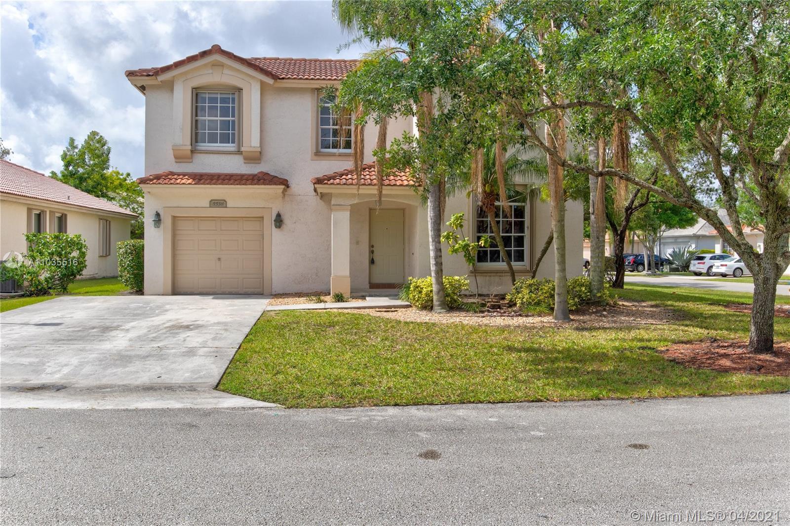 Coconut Creek, FL 33073,5538 Lake Tern Pl