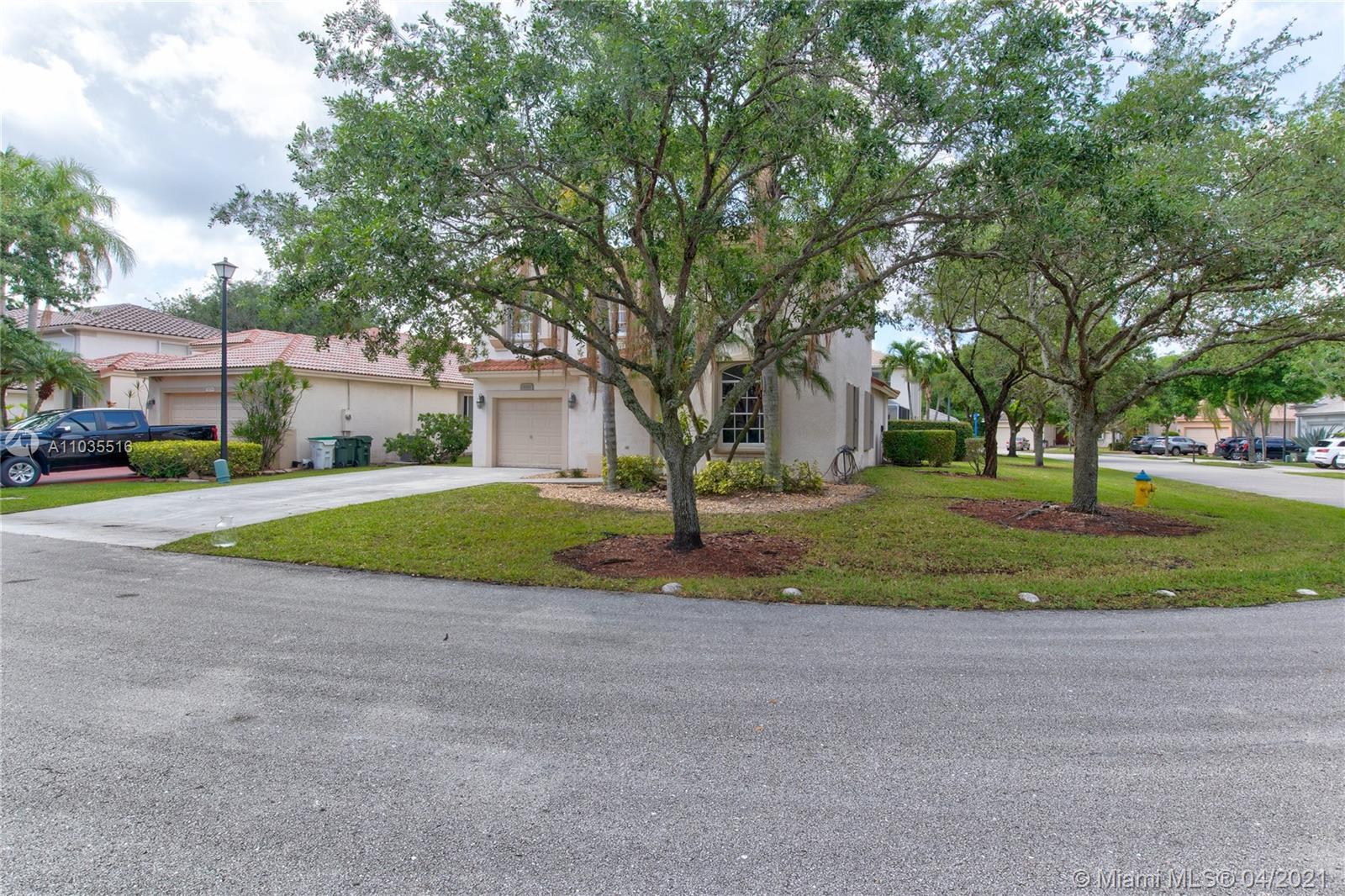 Coconut Creek, FL 33073,5538 Lake Tern Pl