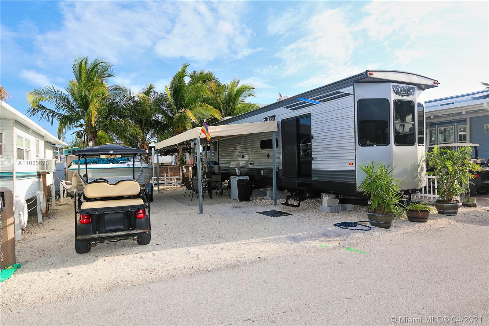 Key Largo, FL 33037,325 Calusa St #62