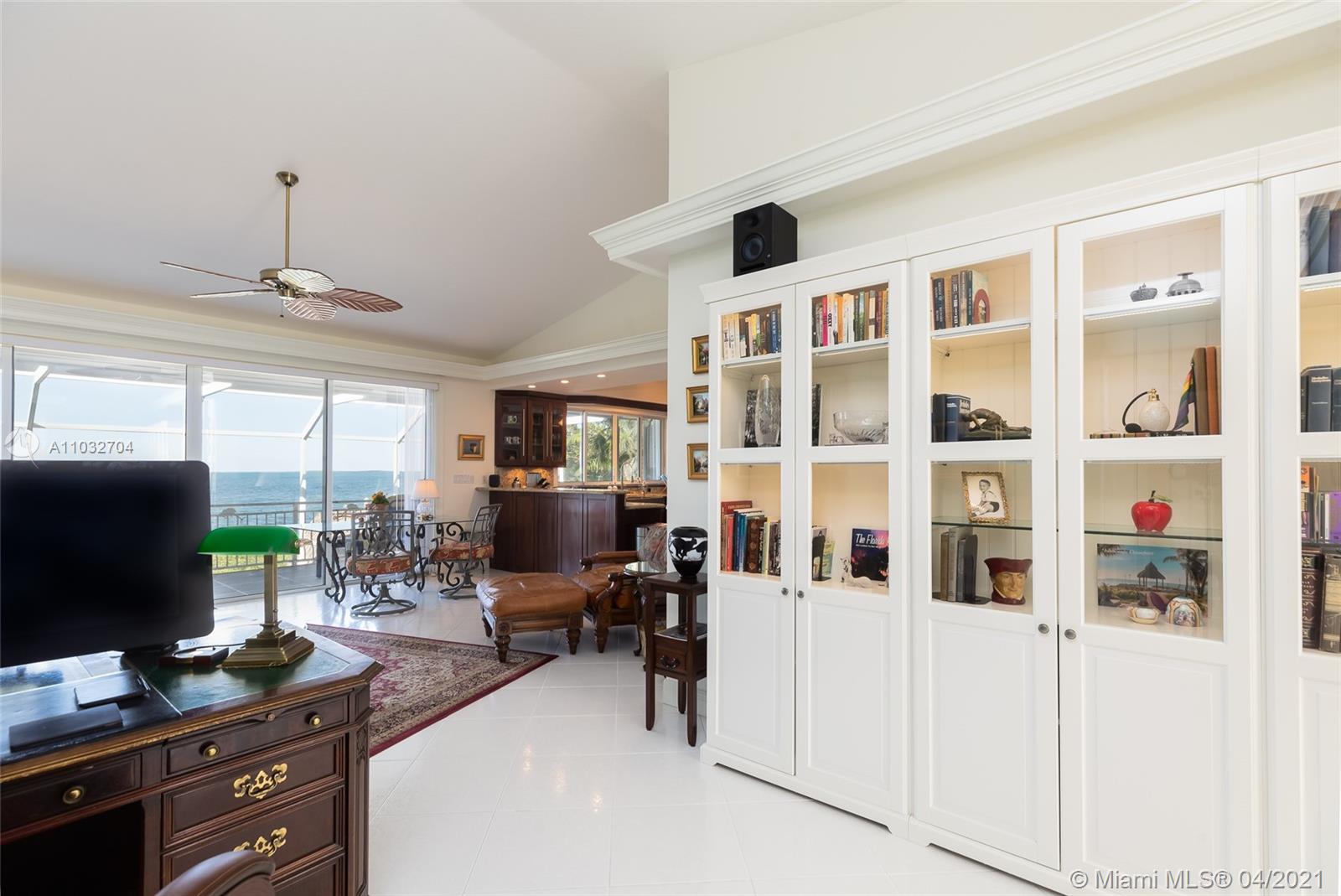 79 Mutiny Pl, Key Largo, FL 33037