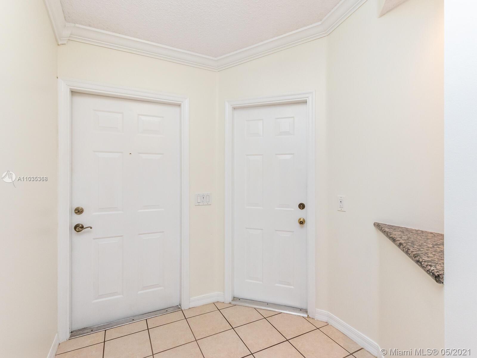 Weston, FL 33331,4188 Pine Ridge Ln