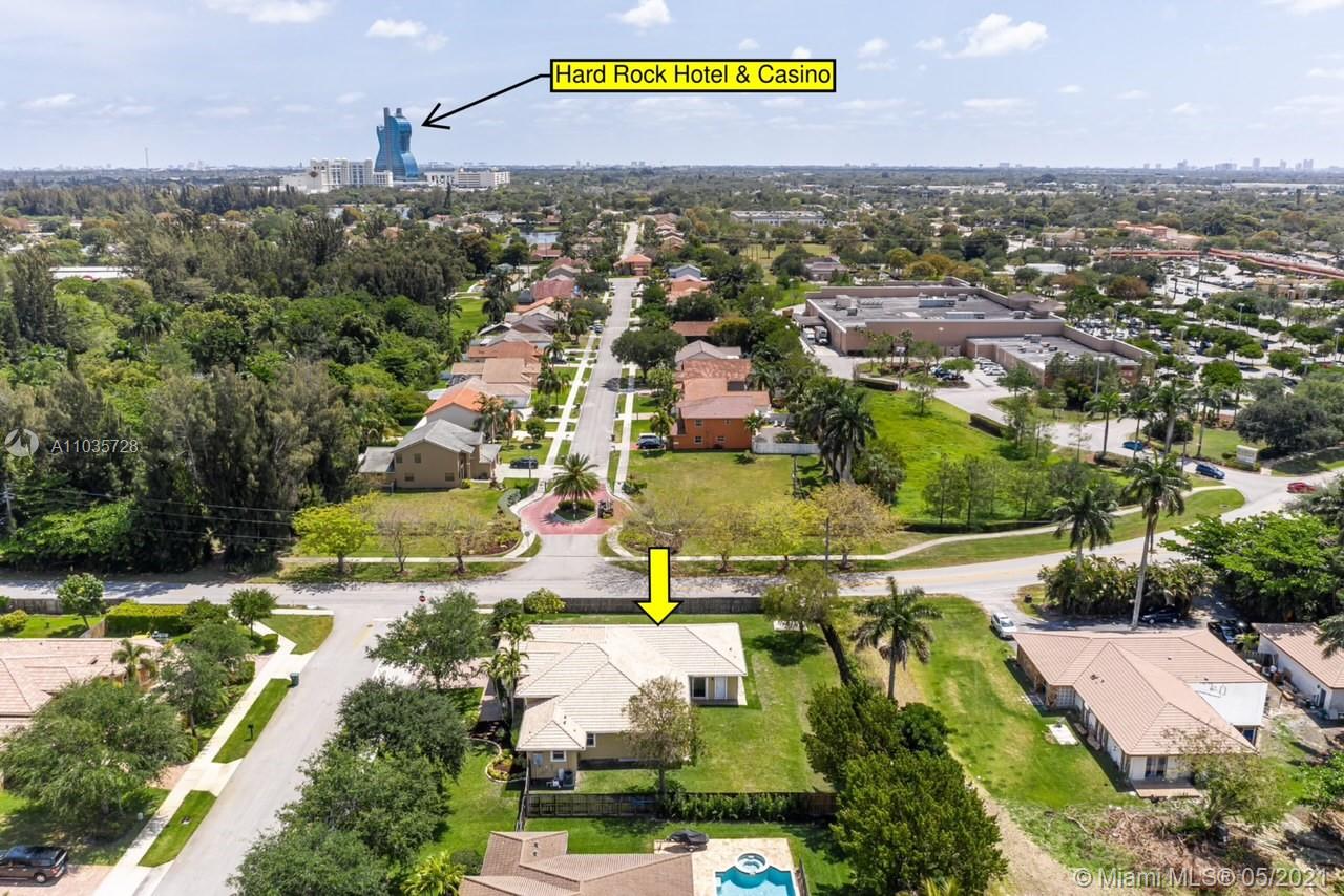 Davie, FL 33314,6100 SW 58th Ct