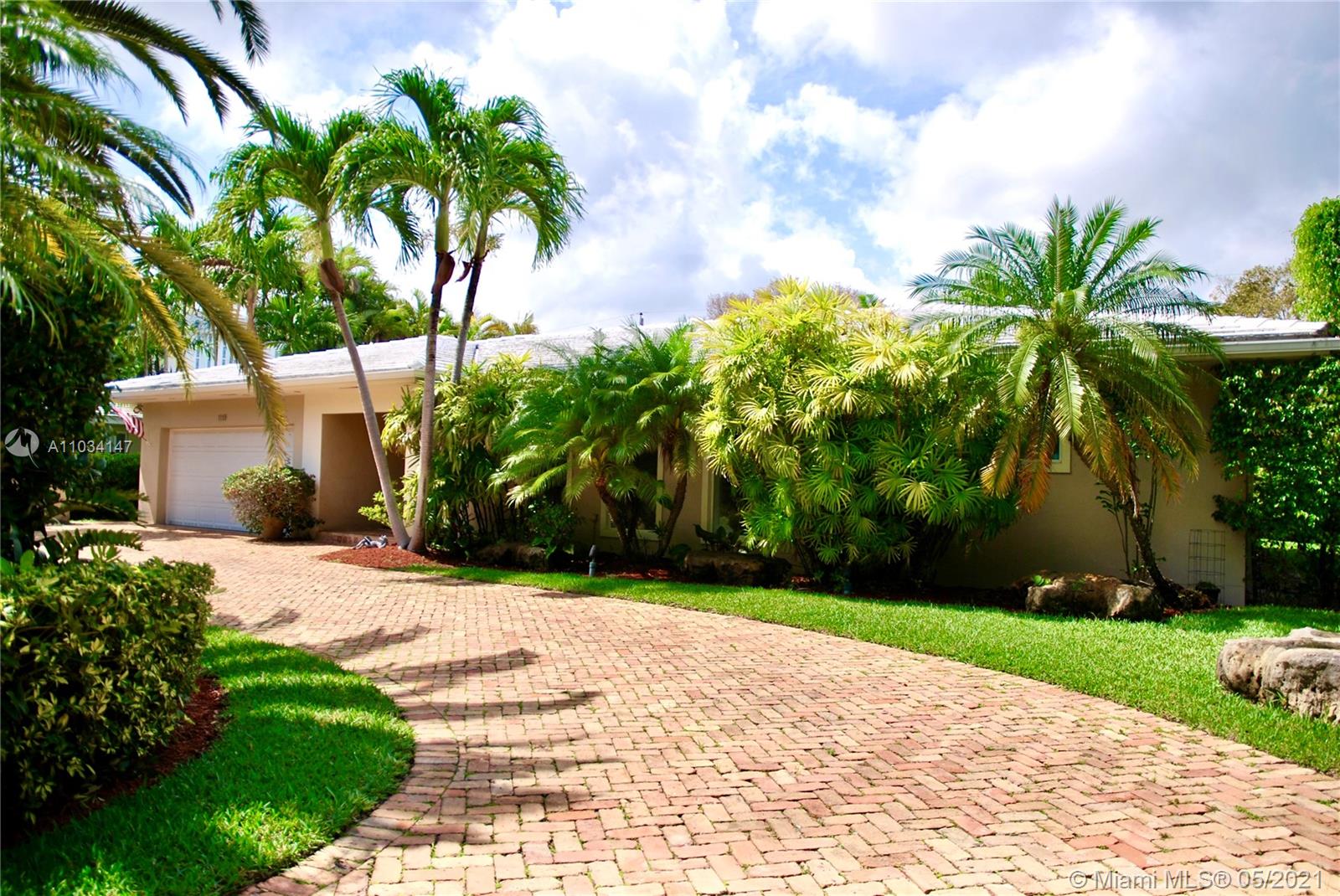 1119 Hardee Rd,  Coral Gables,  FL 33146