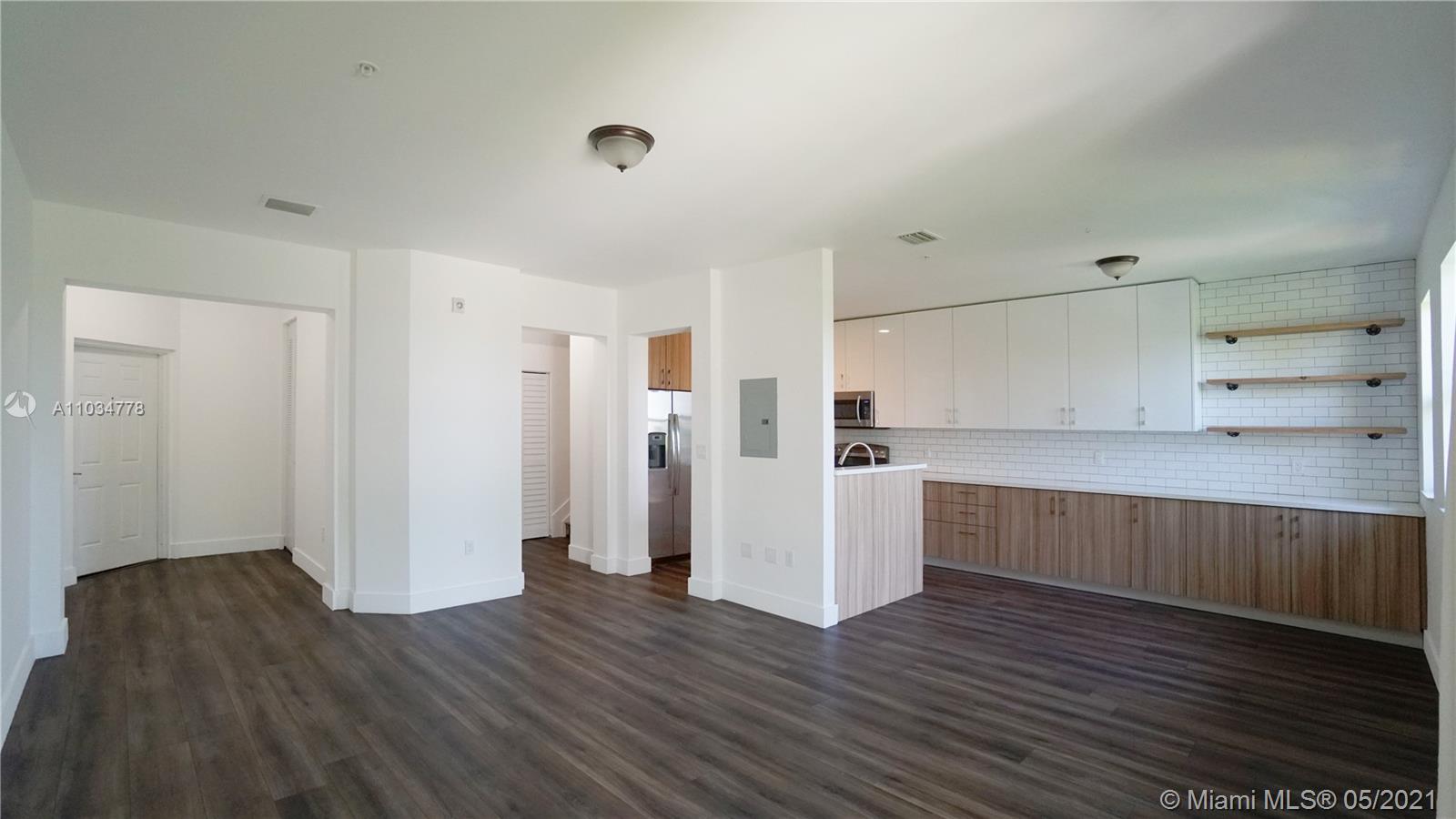 10620 NW 88th St #213, Doral, FL 33178