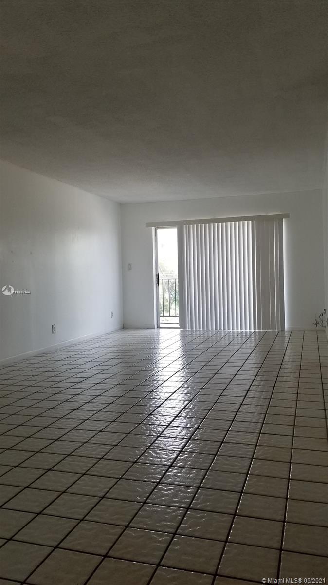 Hallandale Beach, FL 33009,220 SW 9th Ave #415