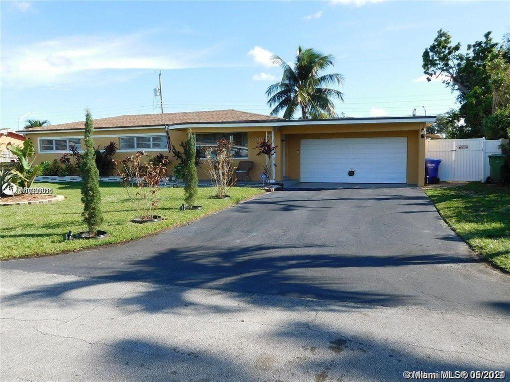 Pembroke Pines, FL 33023,7010 SW 16th Ct