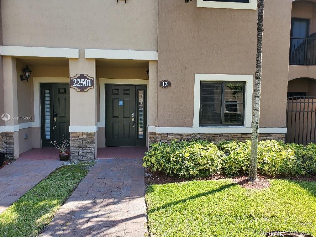 Cutler Bay, FL 33190,22501 SW 88th Pl #13-25