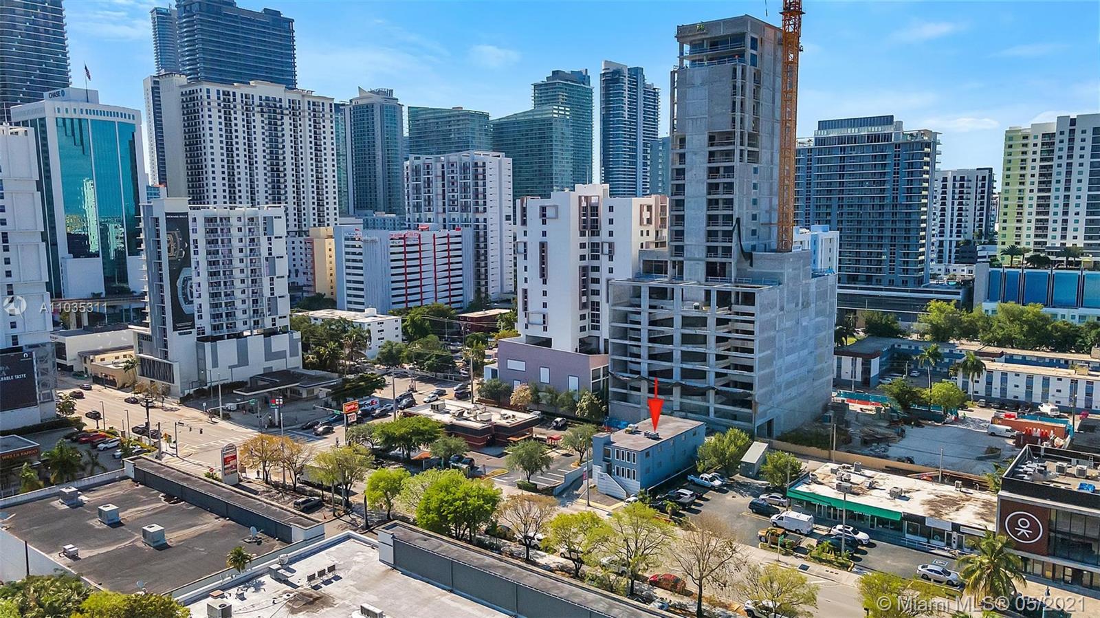 232 SW 8th St, Miami, FL 33130