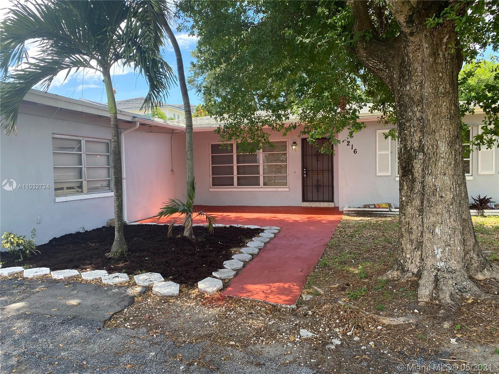 216 NW 42nd Ave, Plantation, FL 33317