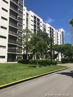 Sunny Isles Beach, FL 33160,17021 N Bay Rd #704