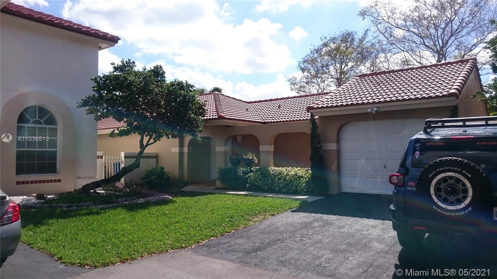 Weston, FL 33326,1350 Seagrape Cir