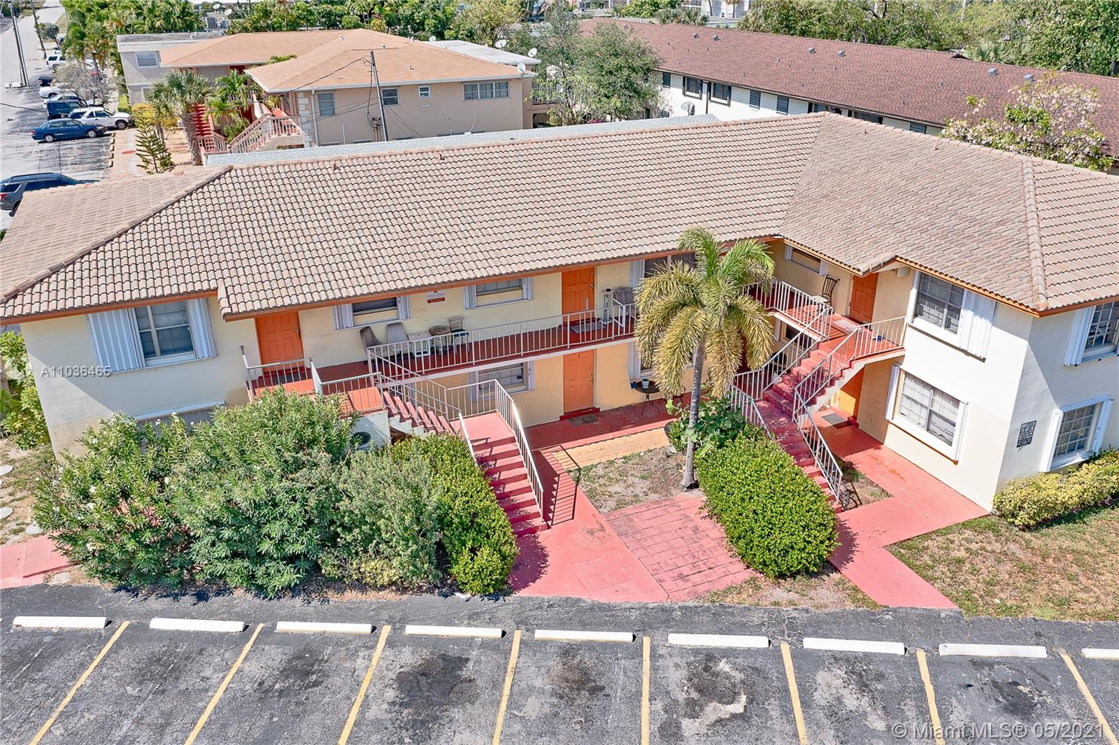 1001 Pine Dr #1-8, Pompano Beach, FL 33060