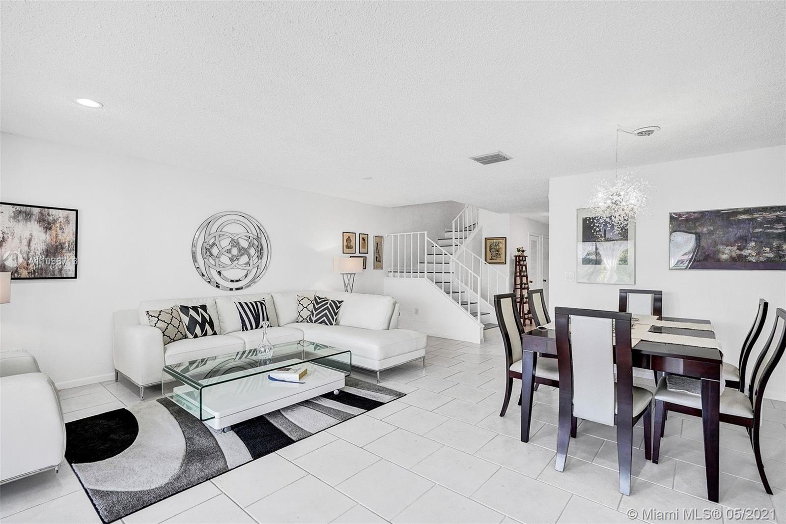 Boca Raton, FL 33433,8566 Casa Del Lago #47F