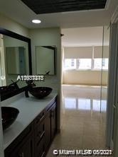 Miami Beach, FL 33140,5838 Collins Ave #5C