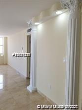 Miami Beach, FL 33140,5838 Collins Ave #5C