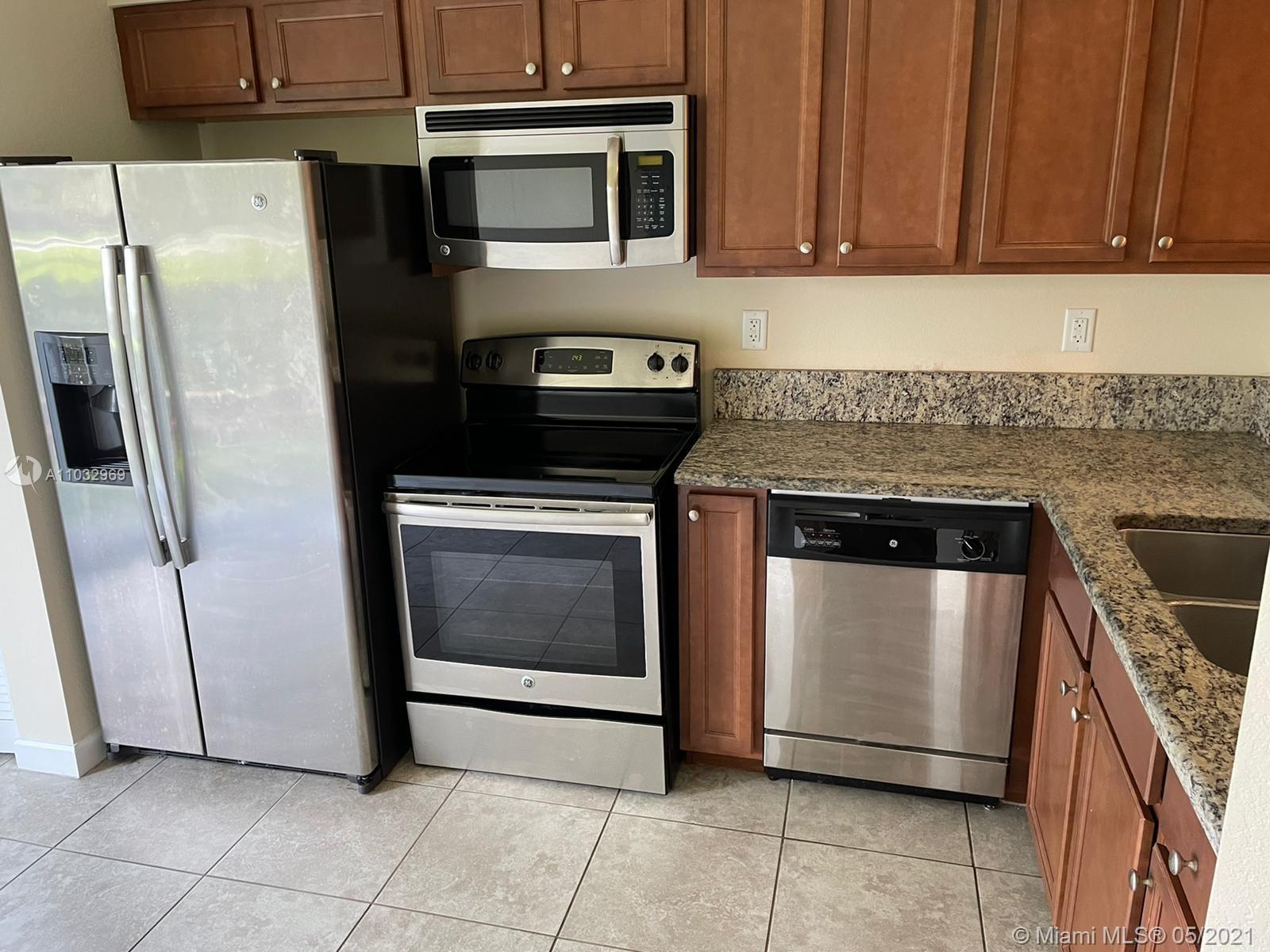 Cutler Bay, FL 33190,22301 SW 88th Pl #104-3