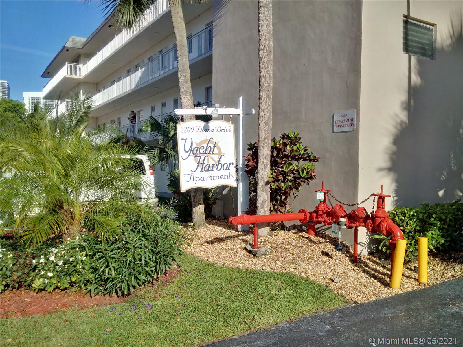 Hallandale Beach, FL 33009,2200 Diana Dr #315