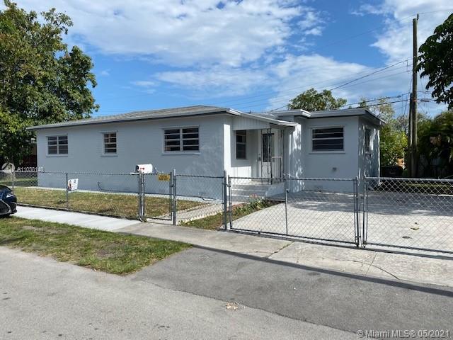 170 E 54th St, Hialeah, FL 33013