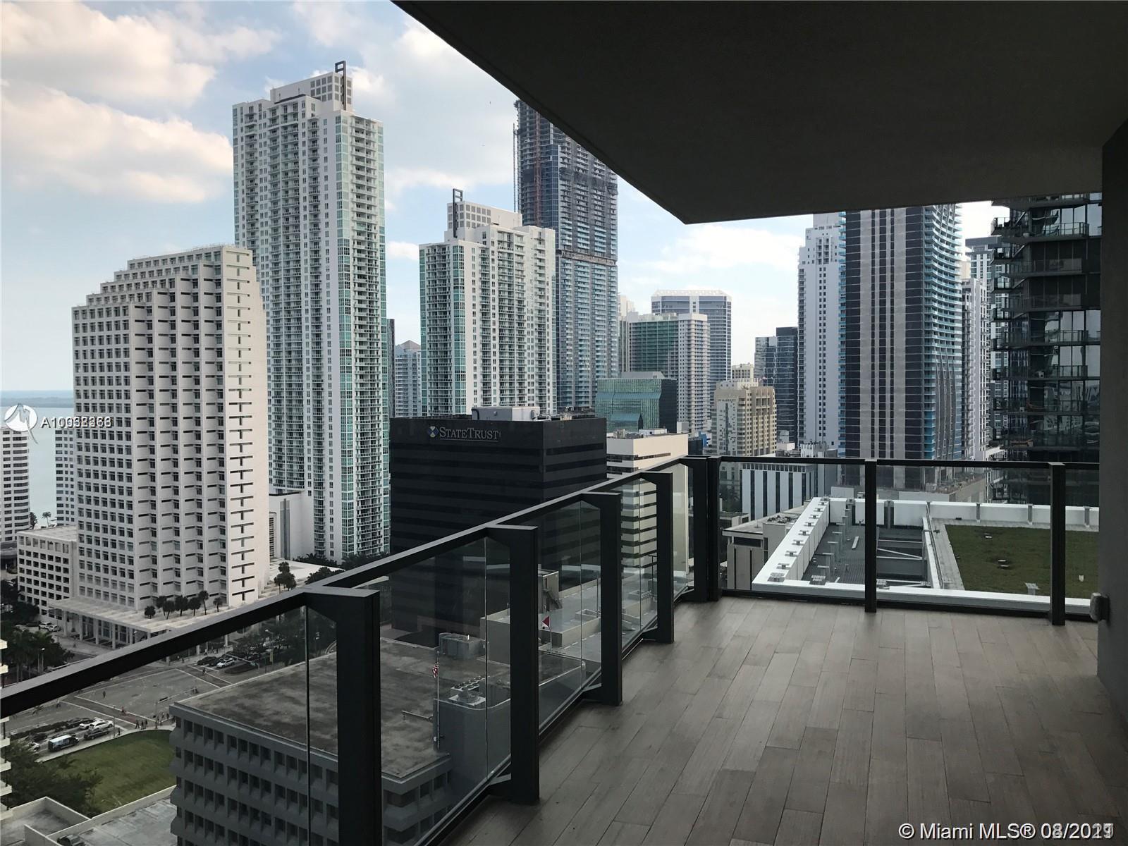 Beautiful apartment, Reach at Brickell City Centre. Spacious 2 bed/2.5 bath plus den. Building features 24 hour concierge, half-acre amenity deck which includes gardens, fitness center and children's play area. Floor to ceiling sliding glass doors throughout unit. Fully finished walk in closet and modern Italian cabinetry for both kitchen and bathrooms.