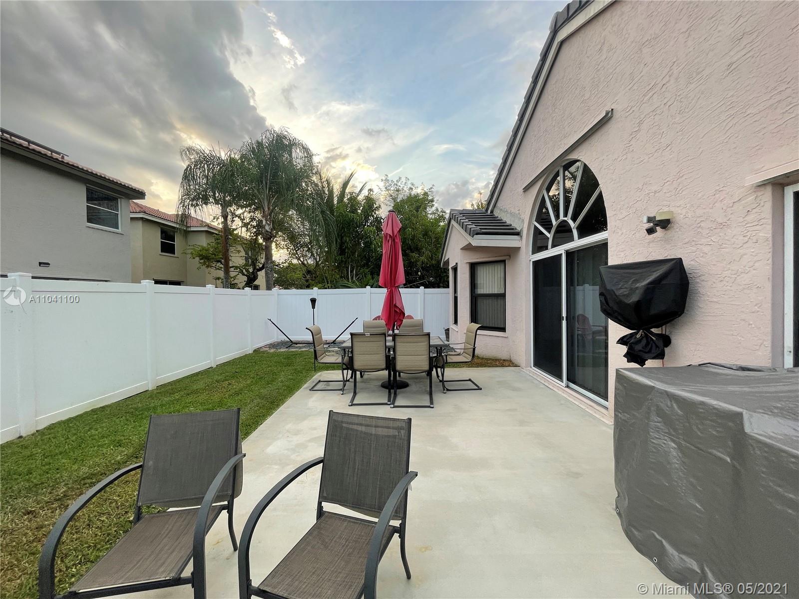 2762 SW 179th Ave