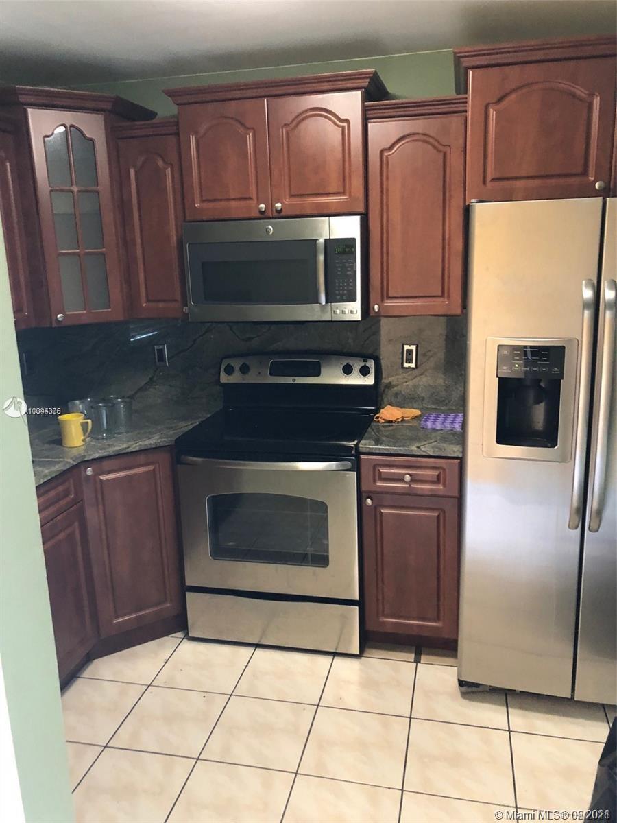 Hialeah, FL 33016,6465 W 27th Ave #43-202