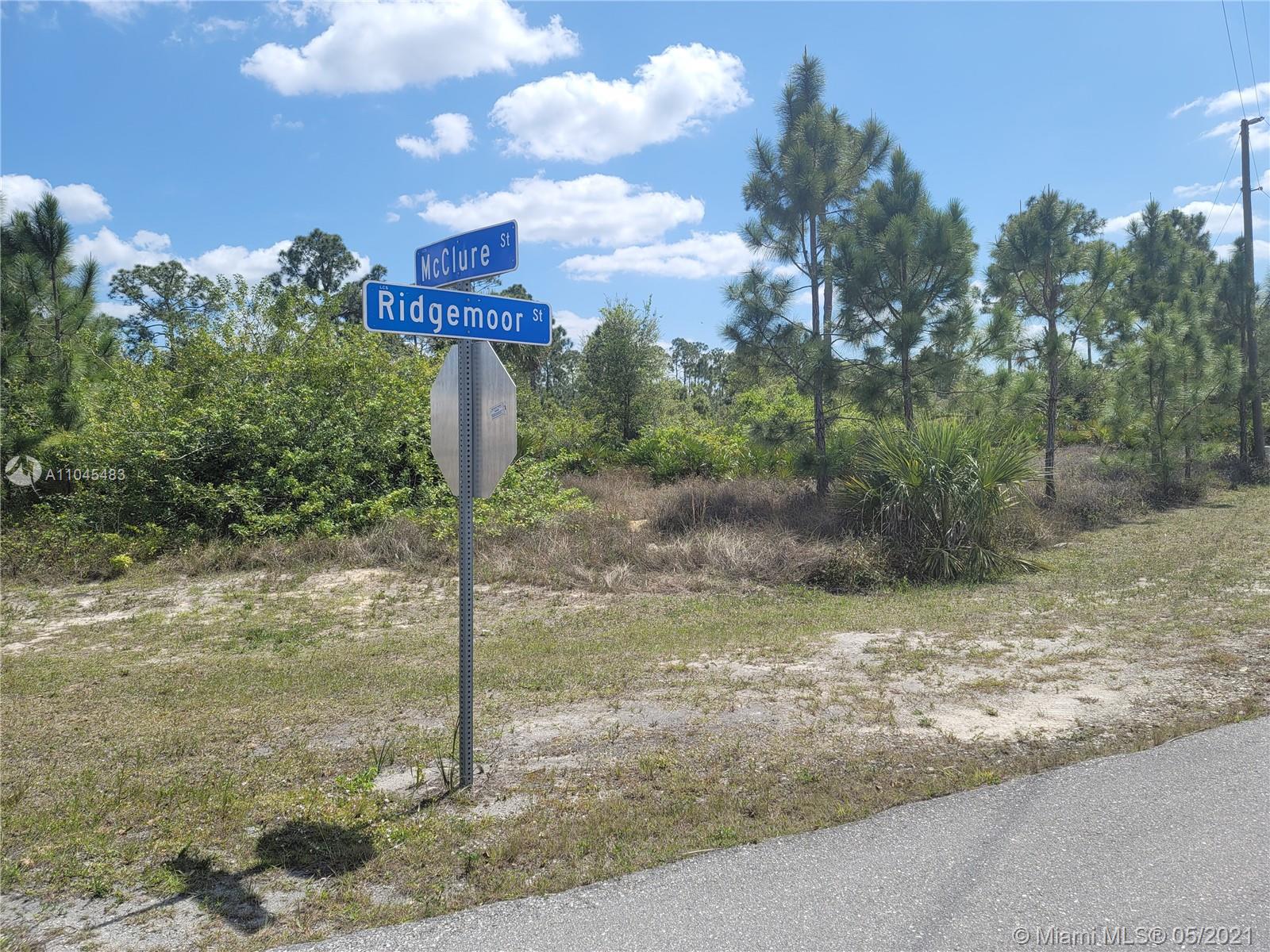 Lehigh Acres, FL 33972,1832 Ridgemoor