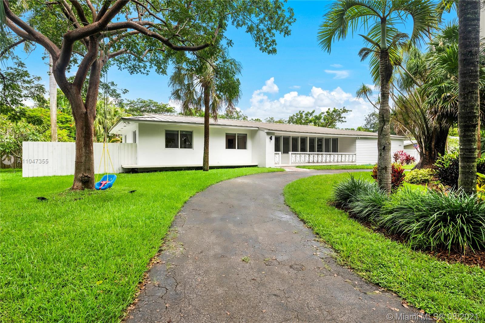 Palmetto Bay Luxury Homes