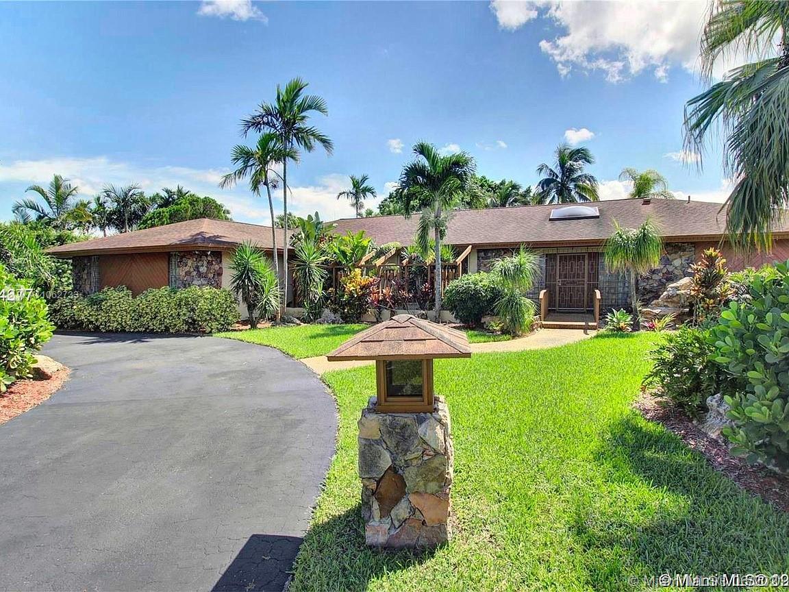 Calusa Club Estates Homes for Sale Kendall Real Estate Single