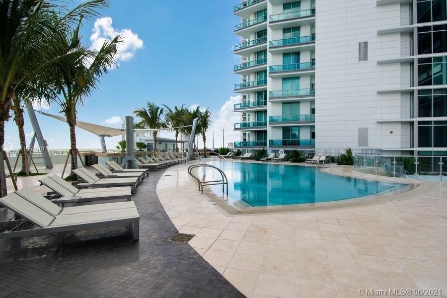 Photo 1 of 900 Biscayne Bay Apt 4702 in Miami - MLS A11052510