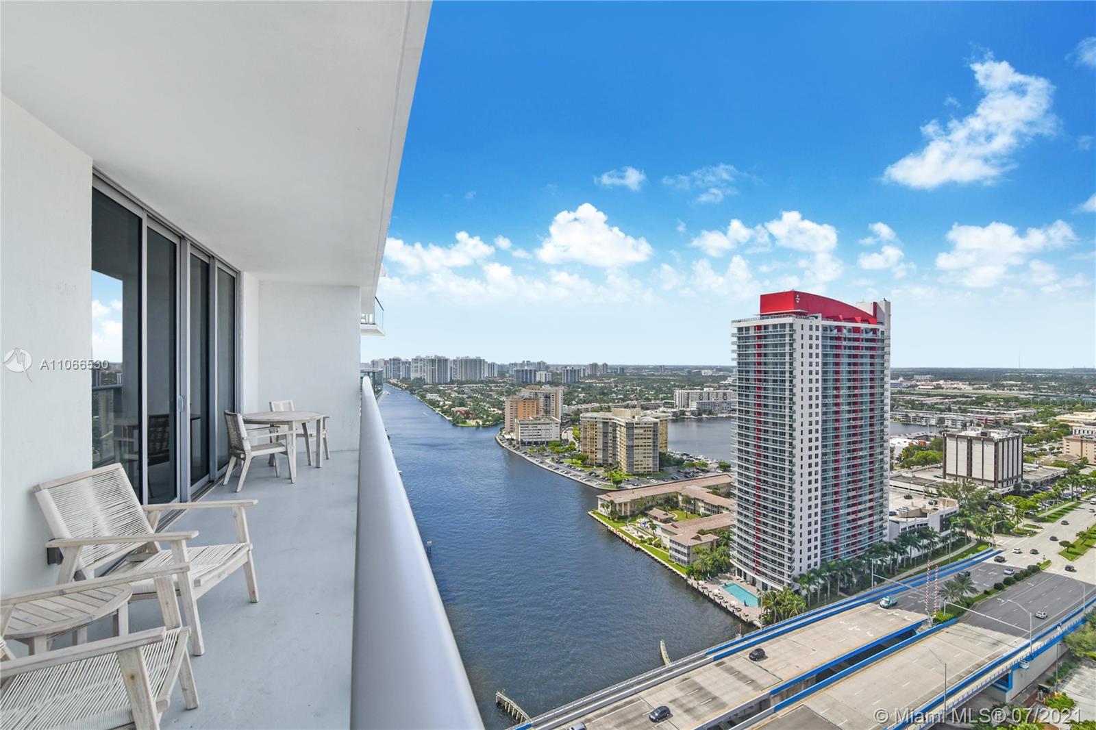 Photo 2 of 4010 South Ocean Condo Ho Apt R1406 in Hollywood - MLS A11066530