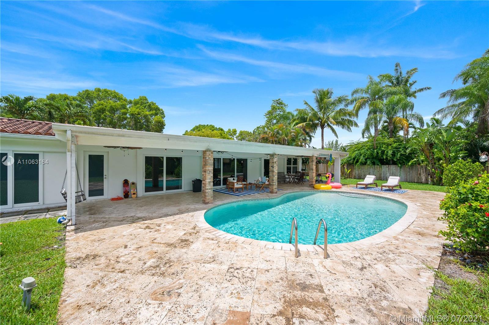 Photo 2 of 7271 128th St in Pinecrest - MLS A11063164