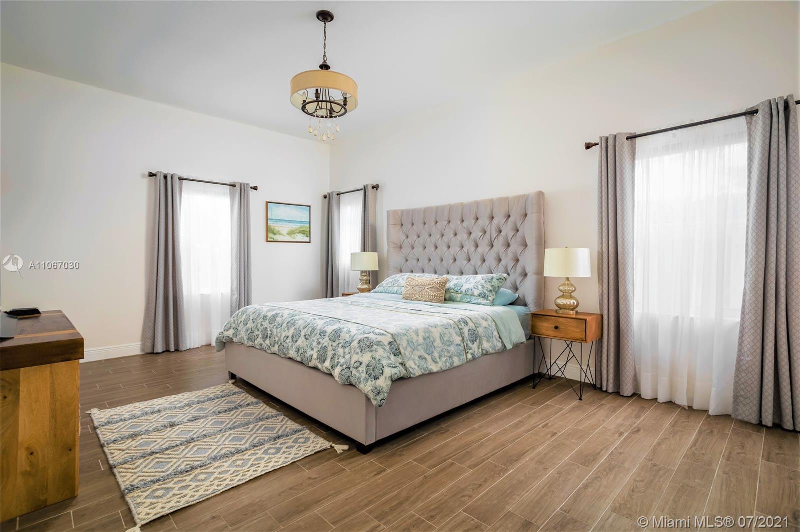 diamond lake Real Estate, Brokers, Home Values, Luxury Homes