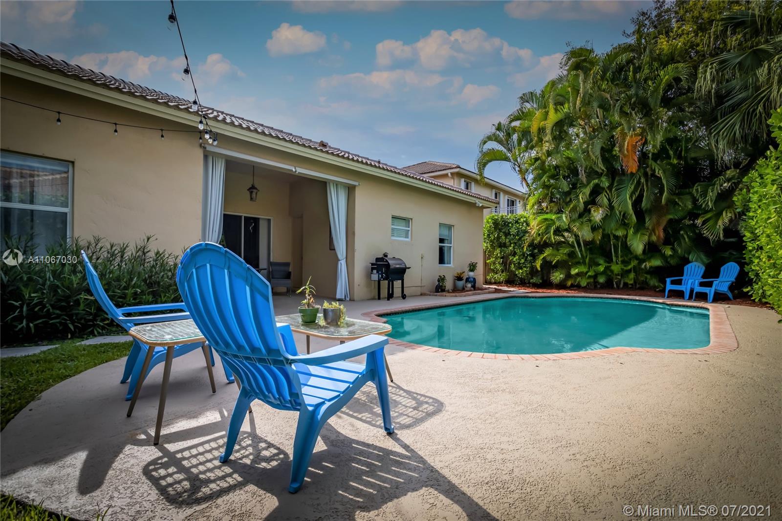 diamond lake Real Estate, Brokers, Home Values, Luxury Homes